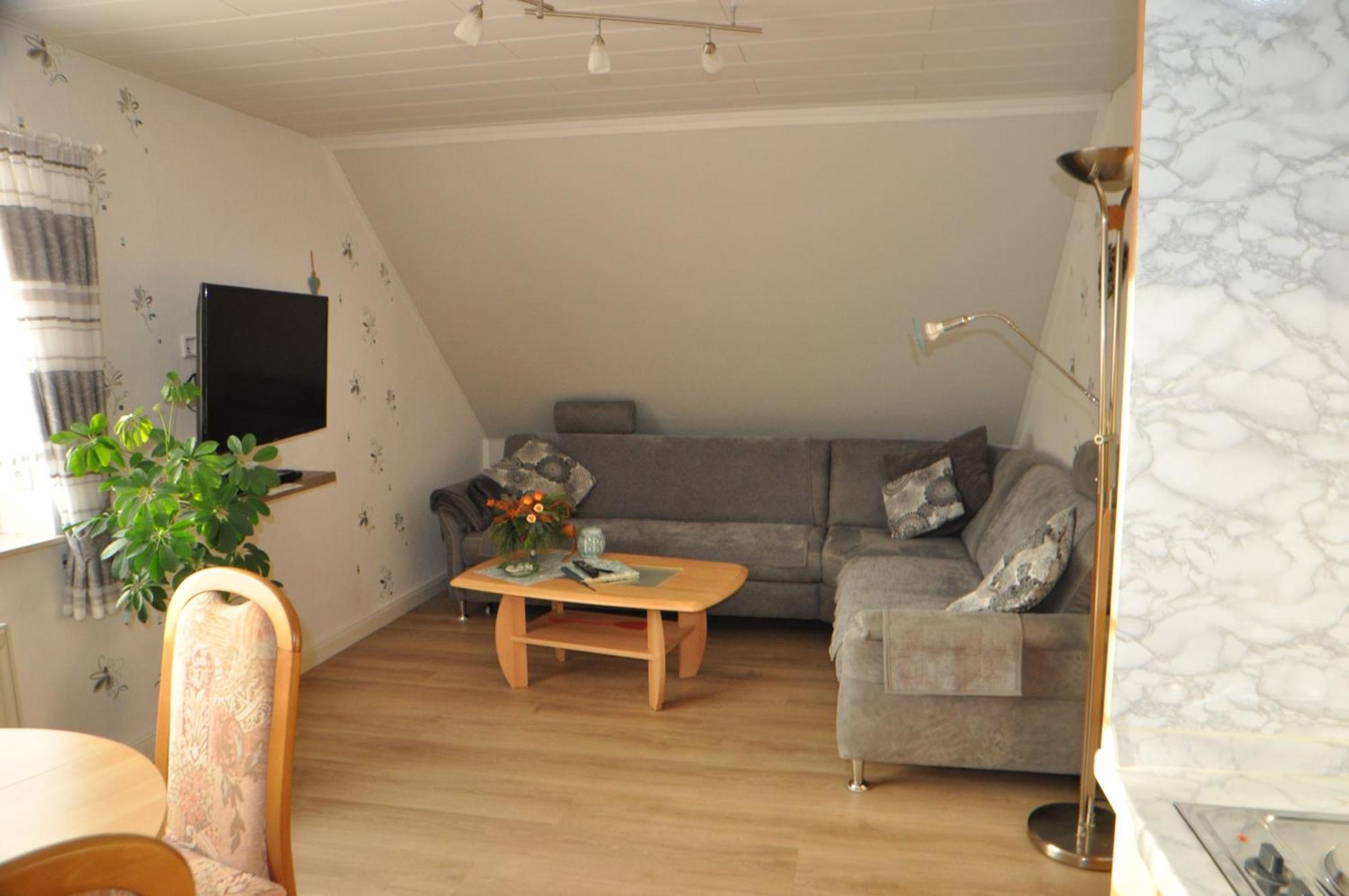 Ferienwohnung Brentano_ 65230 Moormerland Luaran gambar